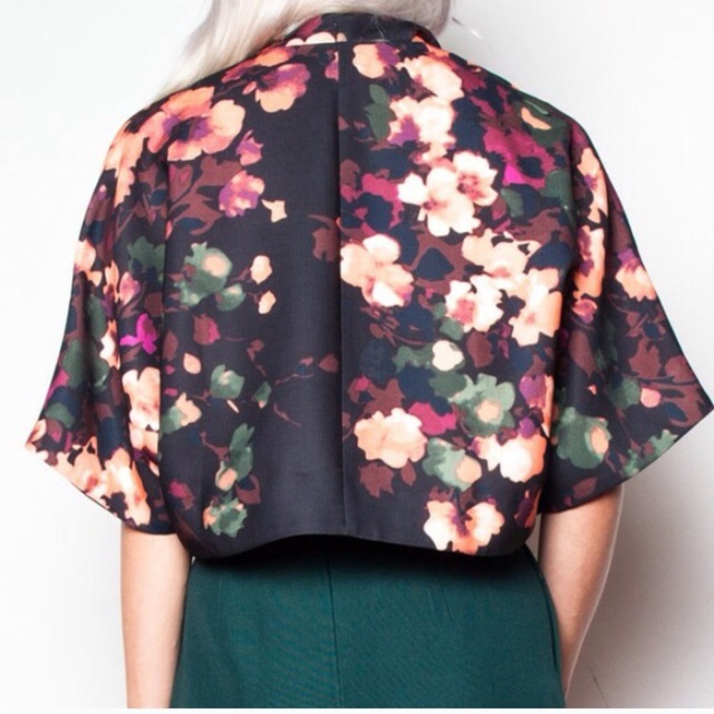 π2X HOST PICKπ Anthropologie shrug - Picture 2 of 3